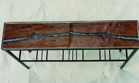 05_Red Slate Console